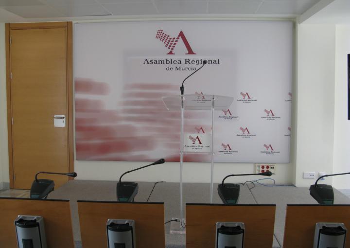 Ruedas de prensa tras la Comisión Especial de Estudio de Lucha contra la Pobreza y la Exclusión Social en la Región de Murcia