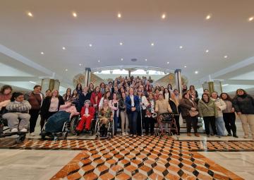 El Parlamento autonómico organiza la I Asamblea Regional de Mujeres con Discapacidad El Parlamento autonómico organiza la I Asamblea Regional de Mujeres con Discapacidad