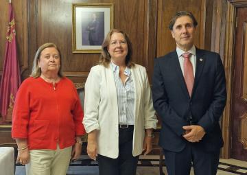 La presidenta de la Asamblea Regional recibe al nuevo presidente del Tribunal Superior de Justicia de la Región de Murcia La presidenta de la Asamblea Regional recibe al nuevo presidente del Tribunal Superior de Justicia de la Región de Murcia
