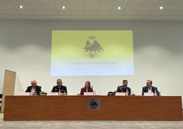La presidenta de la Asamblea Regional, Visitación Martínez,en la clausura de las VI Jornadas Nacionales de Comunicación y Defensa La presidenta de la Asamblea Regional, Visitación Martínez,en la clausura de las VI Jornadas Nacionales de Comunicación y Defensa