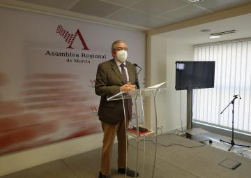 Alberto Castillo ha comparecido en sala de prensa para informar de los acuerdos adoptados por la Junta de Portavoces