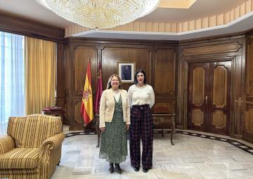 La presidenta de la Asamblea Regional recibe a MUJOMUR La presidenta de la Asamblea Regional recibe a MUJOMUR