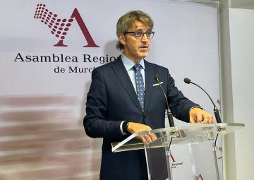 (Foto de archivo) El consejero de Economía, Hacienda y Empresa, Luis Alberto Marín, presentará el Proyecto de Ley de Presupuestos Generales de la Comunidad para 2024 a la presidenta de la Asamblea Regional, Visitación Martínez