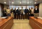 El presidente de la Federación de Comercio de la Región de Murcia (COREMUR), Juan Francisco Castillo Gallego, con los miembros de la Comisión Especial de Estudio sobre el Pequeño Comercio en la Región de Murcia