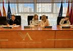 La presidenta de la Asamblea Regional, Visitación Martínez, preside la constitución de la Comisión Especial de Estudio sobre Infancia y Adolescencia