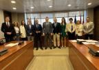 El director general de Administración Local, Francisco Abril Ruiz, con los miembros de la Comisión Especial de Estudio para abordar el Reto Demográfico y la Despoblación en la Región de Murcia