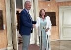 La presidenta de la Asamblea Regional, Visitación Martínez, se reúne con el portavoz del grupo parlamentario Popular, Joaquín Segado
