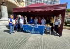 Lectura del XXIV Manifiesto de AFIBROCAR en la puerta principal de la Asamblea Regional y mesa informativa