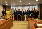 El alcalde del Ayuntamiento de Torre Pacheco, Pedro Ángel Roca Tornel, con los miembros de la Comisión de Asuntos Generales e Institucionales, de la Unión Europea y Derechos Humanos
