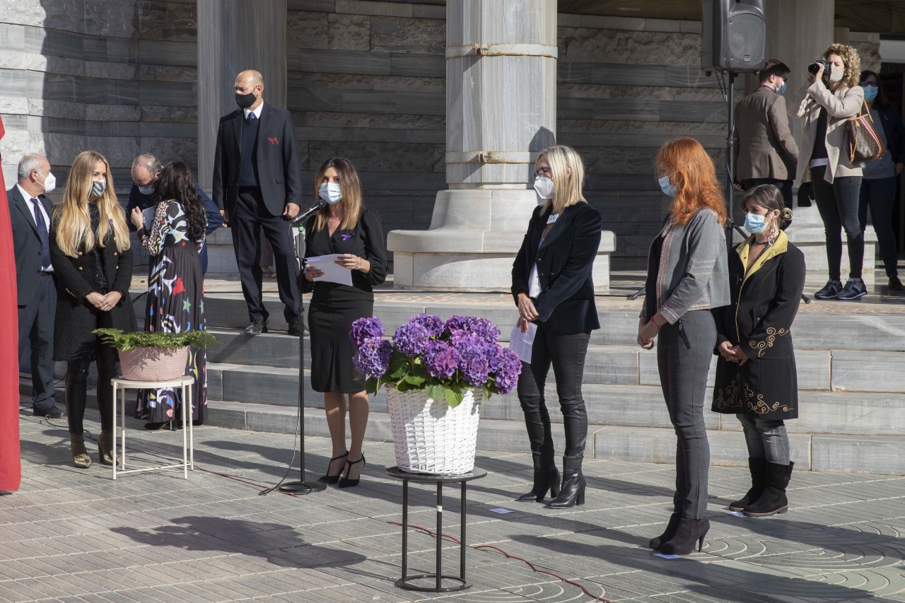 Acto institucional contra la Violencia de Género