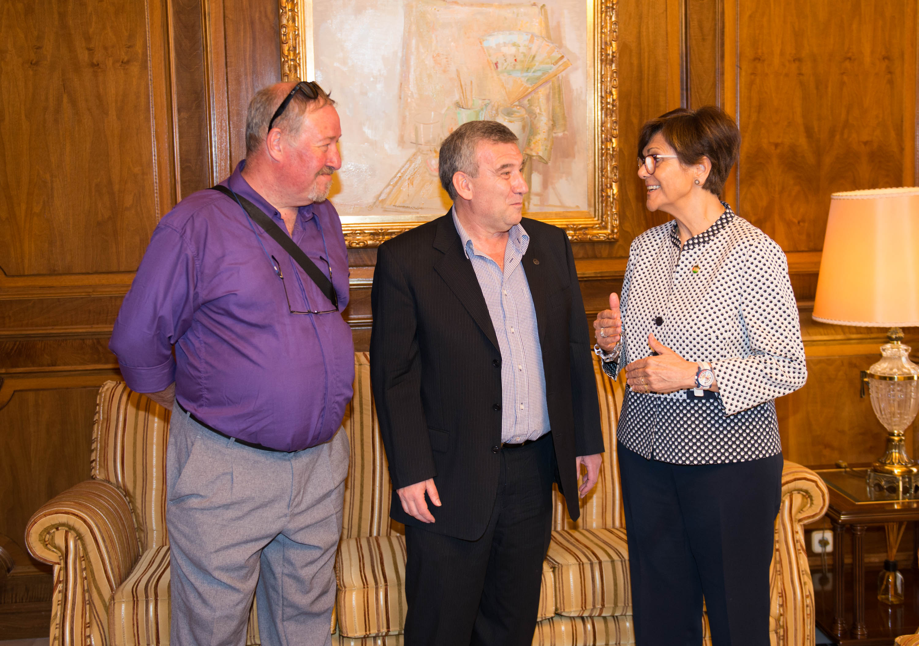 El presidente del Centro Murciano en la provincia de Córdoba, Gustavo Yepes, y el funcionario de la Legislatura de Córdoba, Cacho Piña, quienes ya visitaron a la presidenta de la Asamblea el pasado mes de septiembre