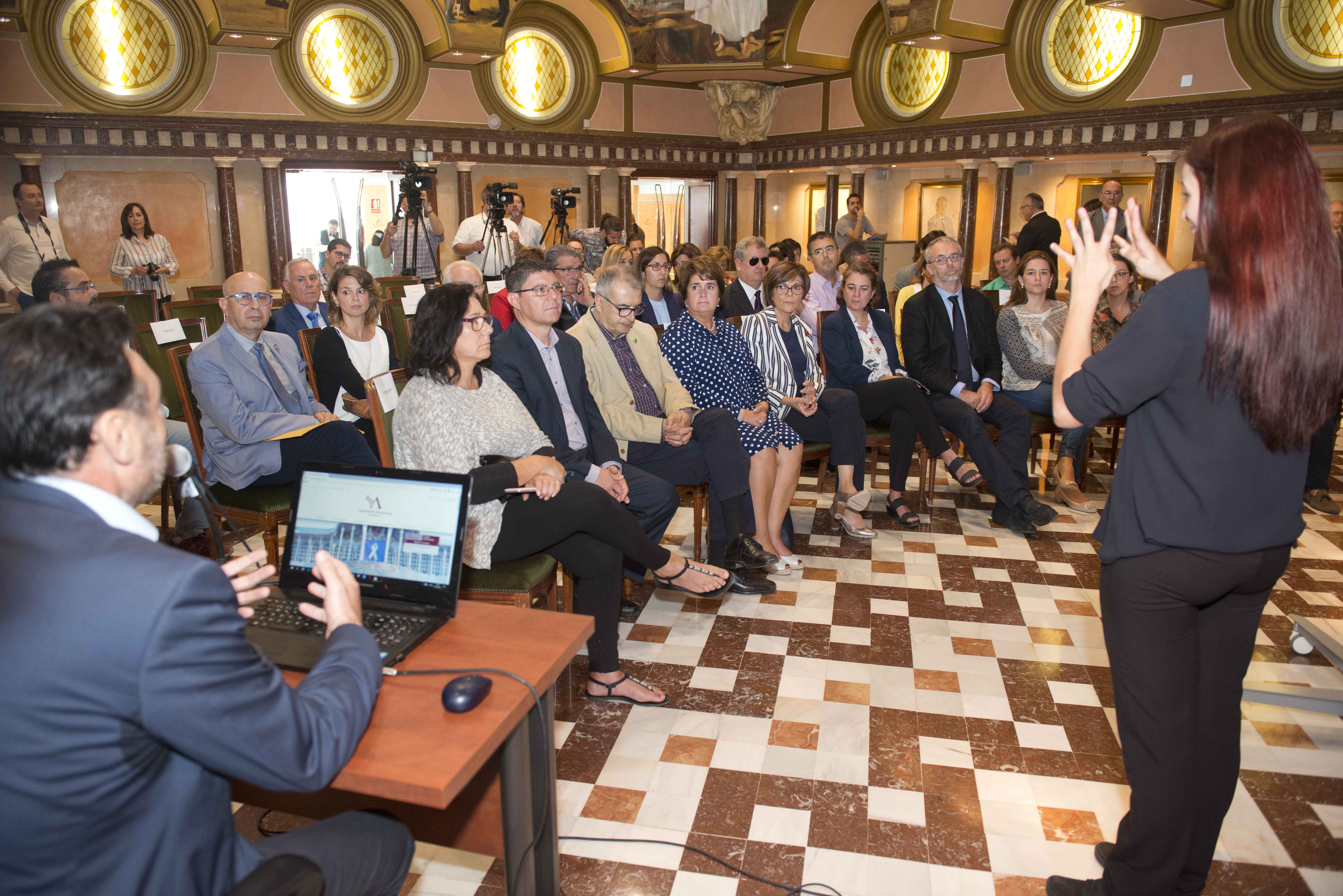 Presentación de la web accesible de la Asamblea Regional